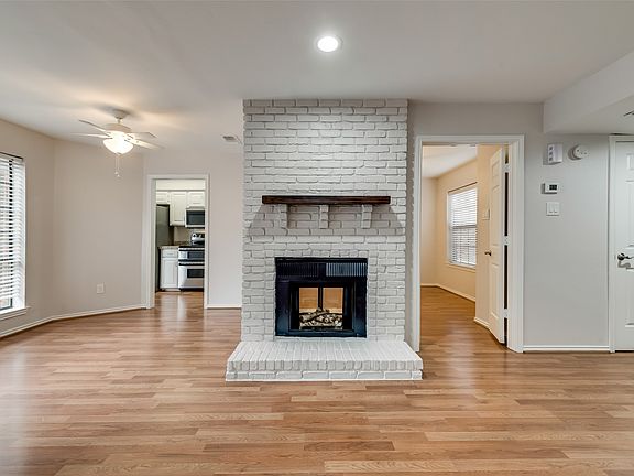 5th image of 3434 Daniel Ave APT D
