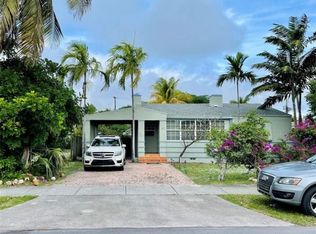 1939 McKinley St, Hollywood, FL 33020