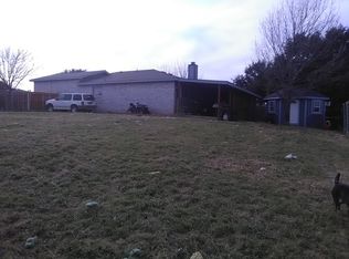 4045 Periwinkle Dr, Fort Worth, TX 76137