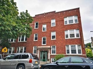 3307 W Ainslie St #1, Chicago, IL 60625