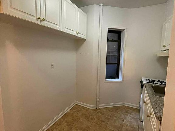 2nd image of 336 E 73rd St APT 1E