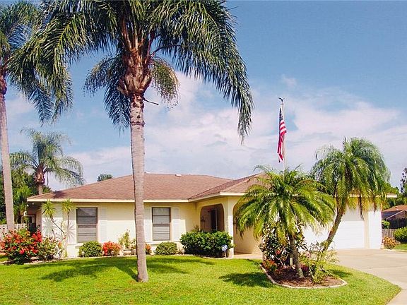 3rd image of 2105 Country Meadows Pl