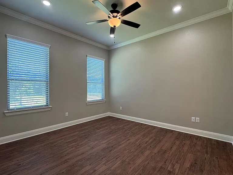 Creekview Estates — Photo 16