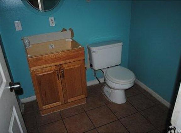 5th image of 5929 Garesche Ave