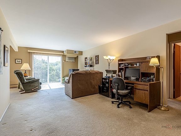 5th image of 2420 E Brandenberry Ct APT 4J