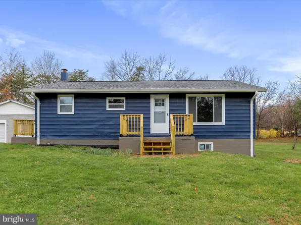 67 Arcadia Rd, Hedgesville, WV 25427