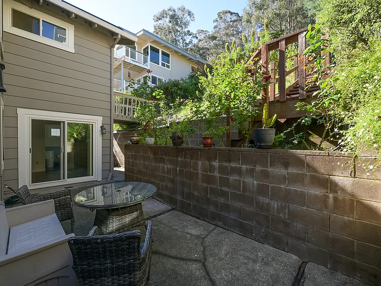324 Laurel Pl — Photo 39