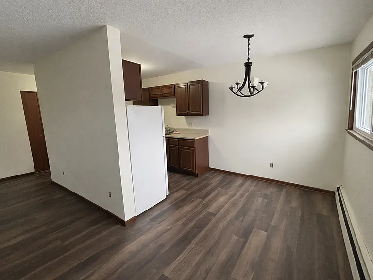 5211 Xerxes Ave N, Brooklyn Center, MN 55444 (12 Units) — Photo 4