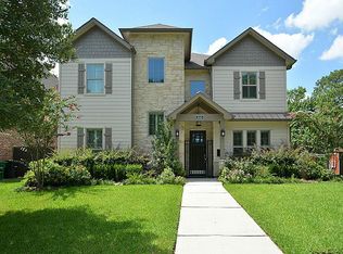 1045 Rosepoint St, Houston, TX 77018