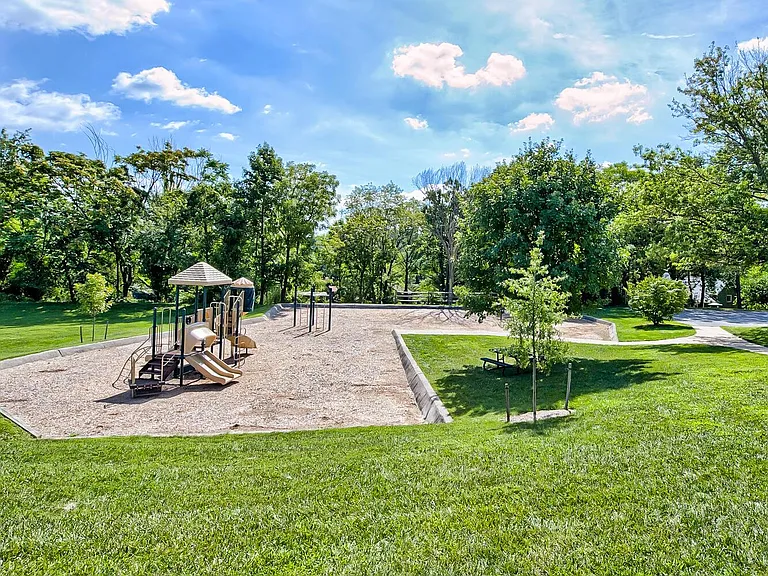 10788 Forest Edge Cir — Photo 7