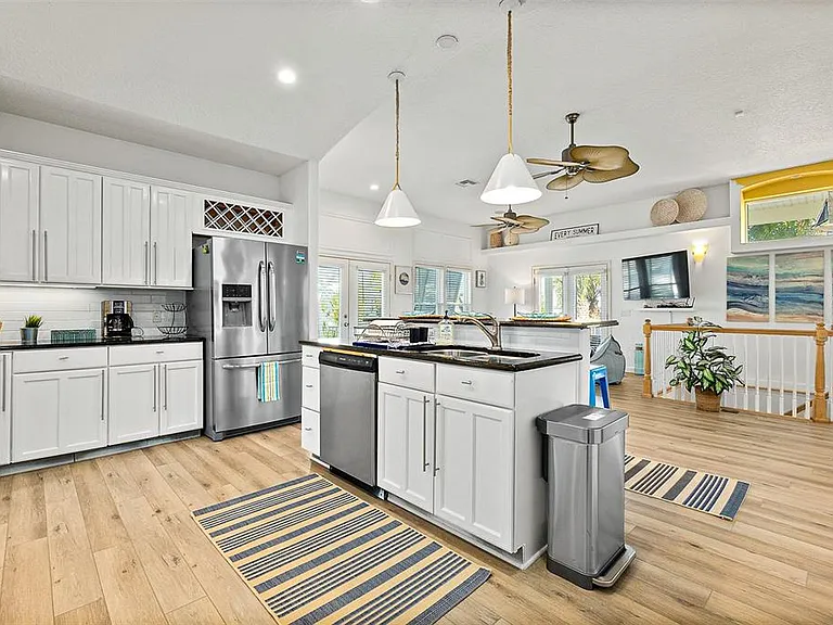 42 Moody Dr — Photo 15