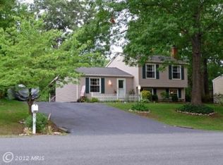 13 Hickory Ridge Dr, Fredericksburg, VA 22405
