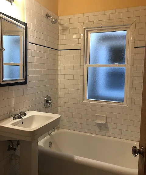 4428 N Oakland Ave — Photo 9
