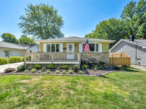 35656 Roberts Rd, Eastlake, OH 44095