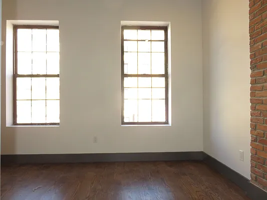 Rented by Rennit Inc. | media 89