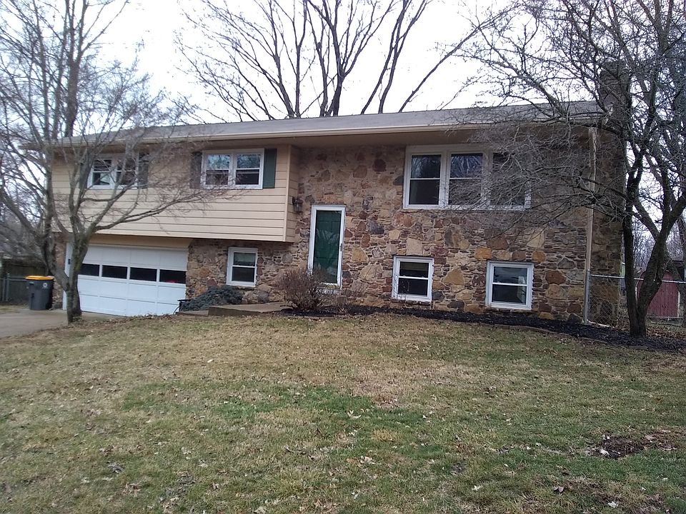 1st image of 811 E Eddington Ct