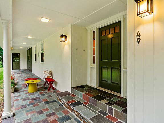 4th image of 49 Shady Lane