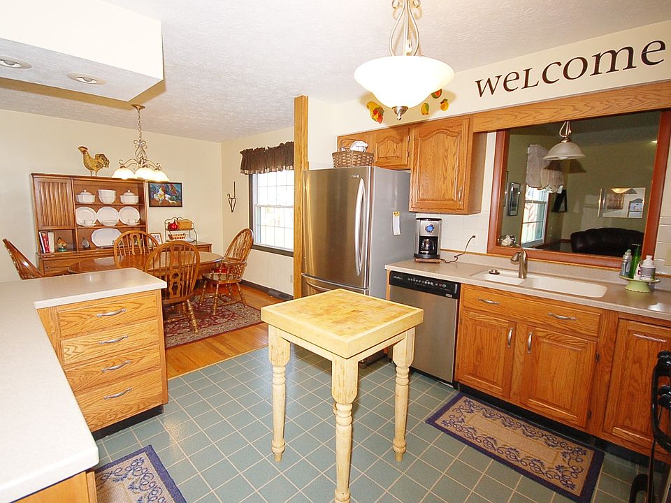 1st image of 4051 Longhill Dr SE