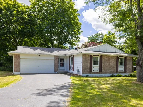 2 Tuscarora Ave, Geneseo, NY 14454