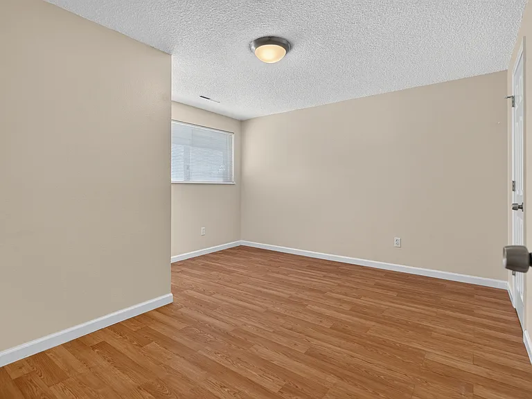 1434 Hover St #2 — Photo 16