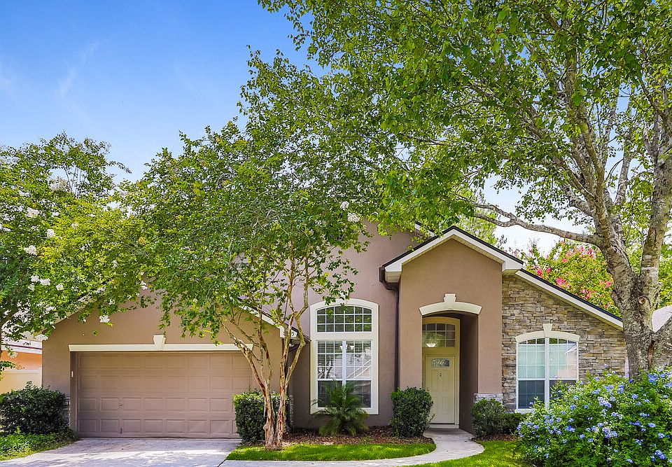 1st image of 8895 Canopy Oaks Dr