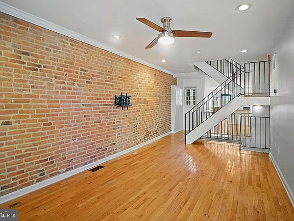 3rd image of 1417 Covington St