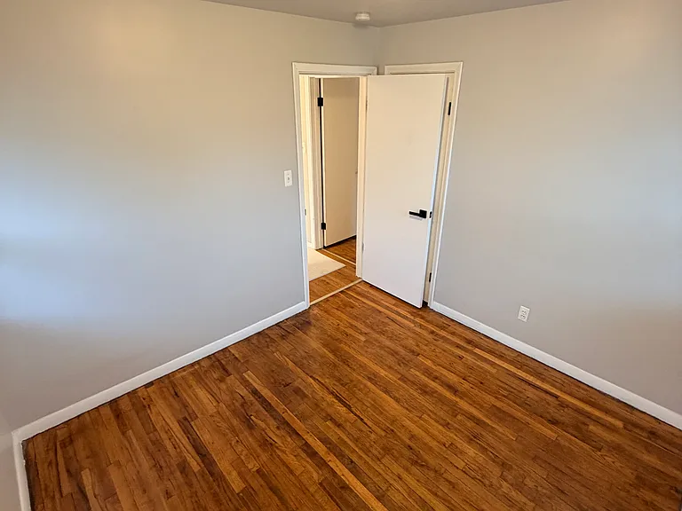7391 Gronow Ave — Photo 21