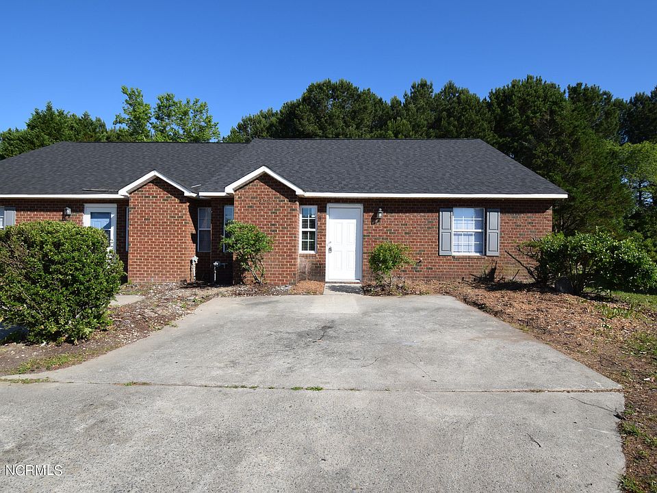 1st image of 3310 Parkway Ct #B