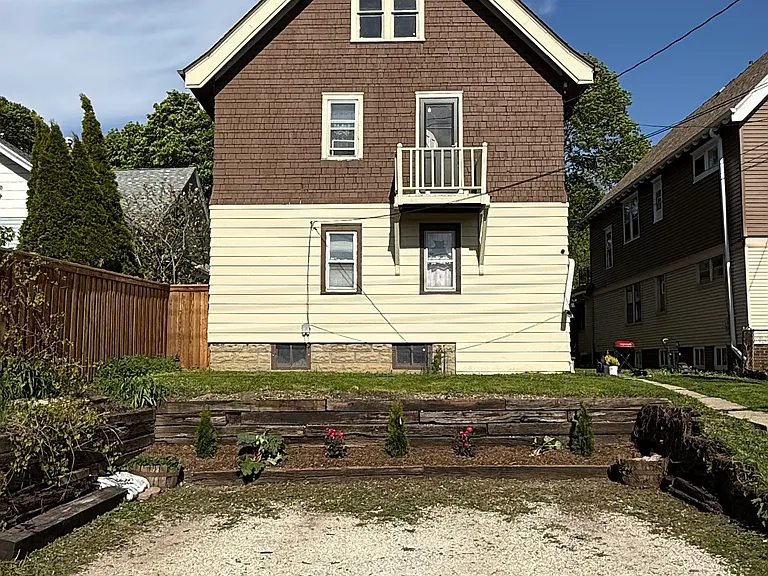 2219 N 57th St — Photo 21