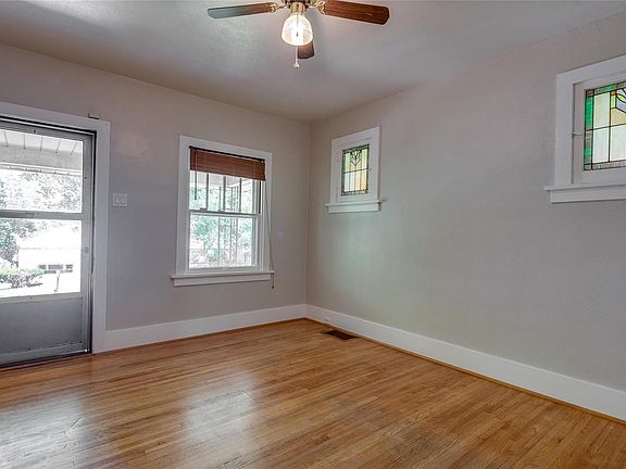 4th image of 5234 Dewey Ave
