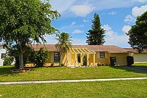 1st image of 4854 Beresford Cir