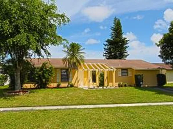 4854 Beresford Cir, West Palm Beach, FL 33417