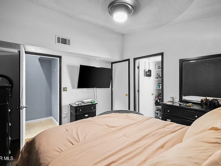 13475 Sunset Hills Dr — Photo 25