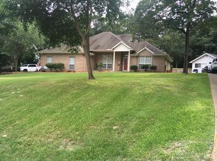 1351 Oak Tree Dr, Athens, TX 75751