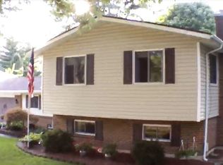 5613 Brookbank Dr, Kettering, OH 45440