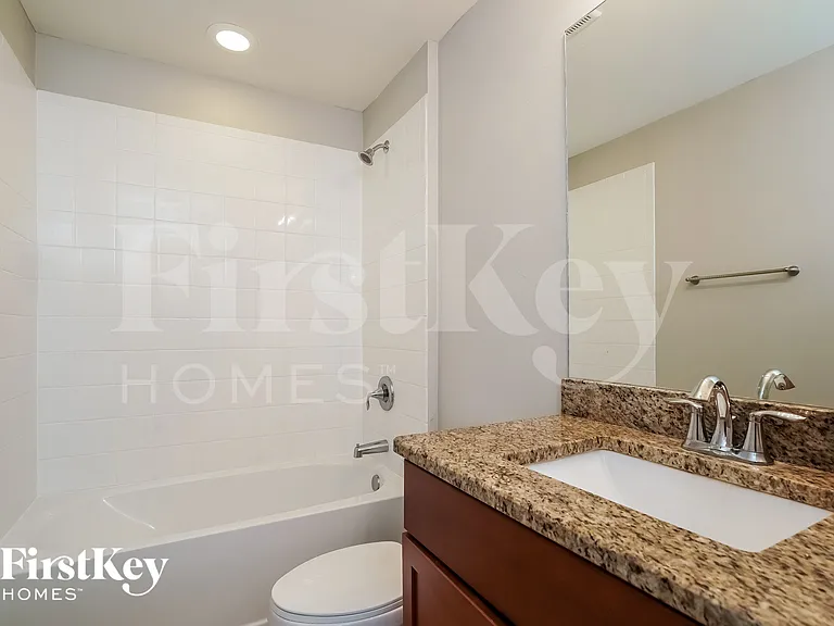 1719 NW 25th Ln — Photo 13