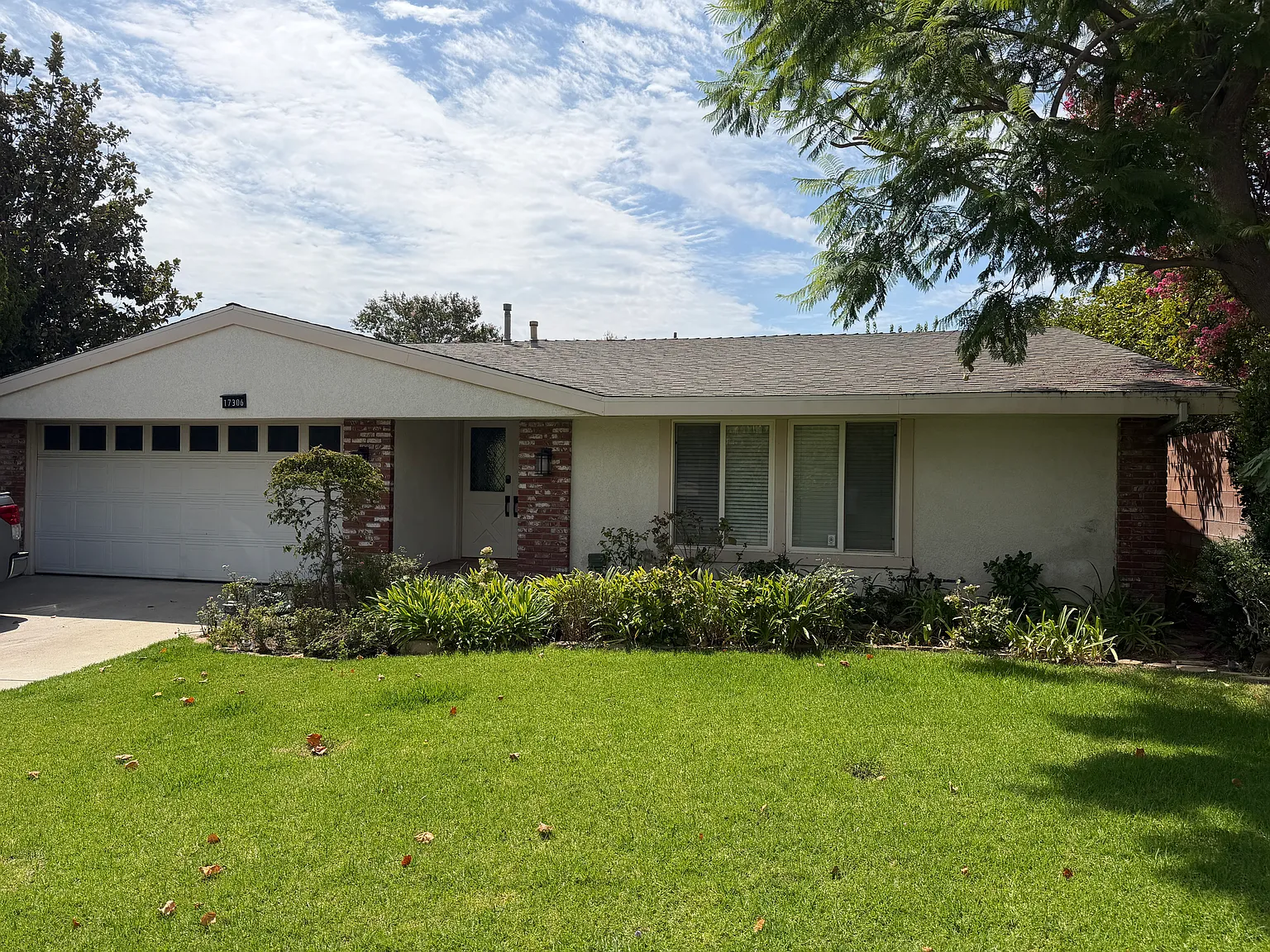 4 bed, 2.5 bath, 2097 sqft, $5,500 — Photo 1