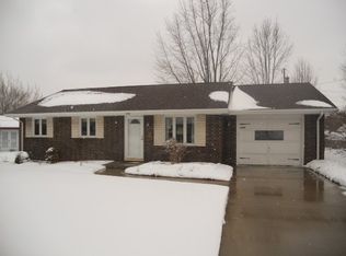 2606 Beecher St, Findlay, OH 45840