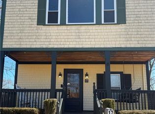 17 Columbia Ave, Lincoln, RI 02865