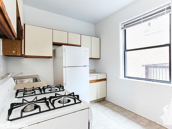 4th image of 1530 N Kedzie Ave #917