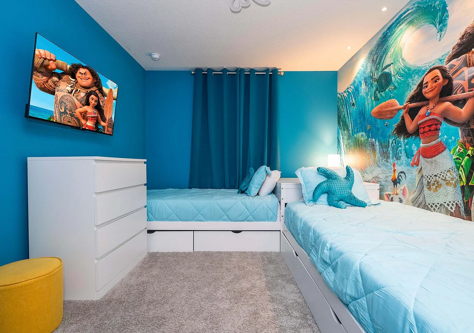 Family Fun Moana, Mario, Harry Potter Stay — Photo 3