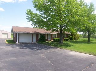 1008 Troy Ofallon Rd, Troy, IL 62294