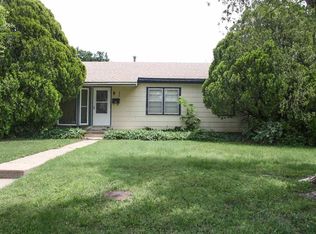 904 Lawrence St, Pratt, KS 67124