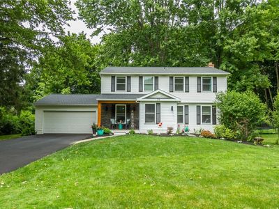 71 Brougham Dr, Penfield, NY, 14526