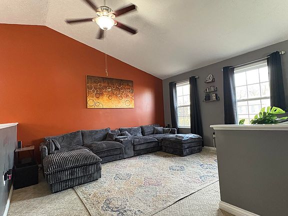 3rd image of 1656 Deer Run Dr