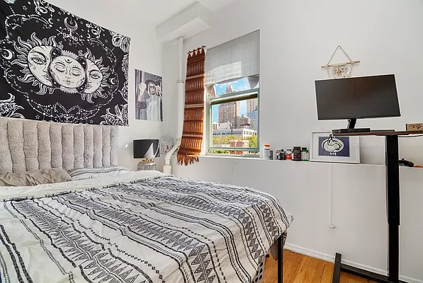 Rented by REAL New York | media 10