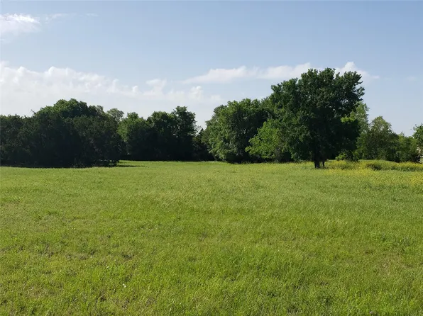 200 Christine Ln, Liberty Hill, TX 78642