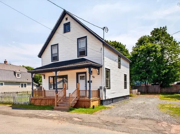 64 Centre St, Truro, NS B2N 2K2