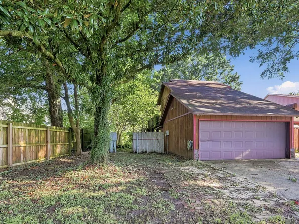 1883 Stonegate Ct, Baton Rouge, LA 70815