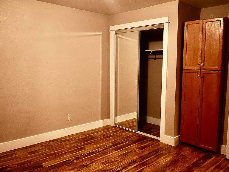 1608 Alger Ave #B — Photo 7